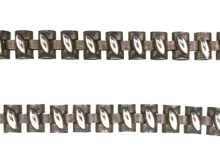 Early 20th Century Silver Chain