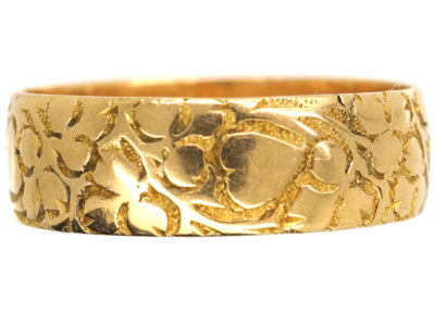 Edwardian 18ct Gold Large Wedding Ring Engraved With Ivy & Hearts