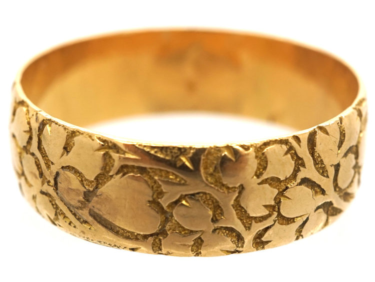 Edwardian 18ct Gold Large Wedding Ring Engraved With Ivy & Hearts