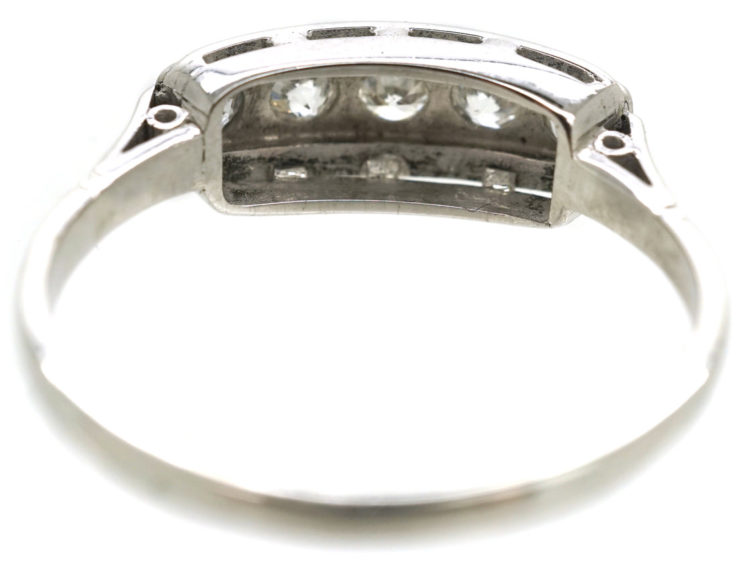 Art Deco 14ct White Gold & Diamond Five Stone Ring
