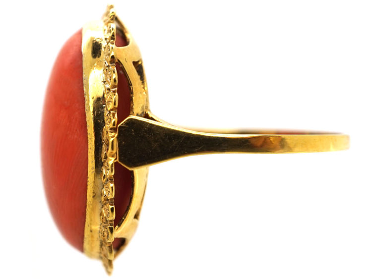 15ct Gold & Cabochon Coral Ring