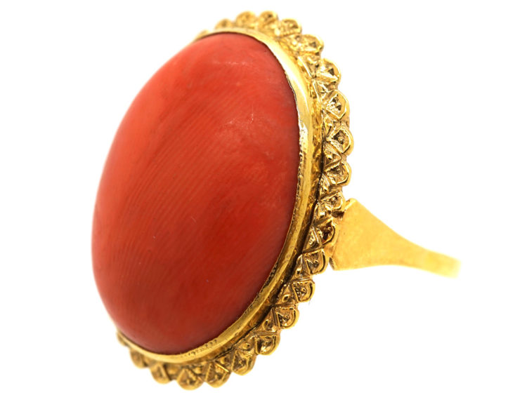 15ct Gold & Cabochon Coral Ring