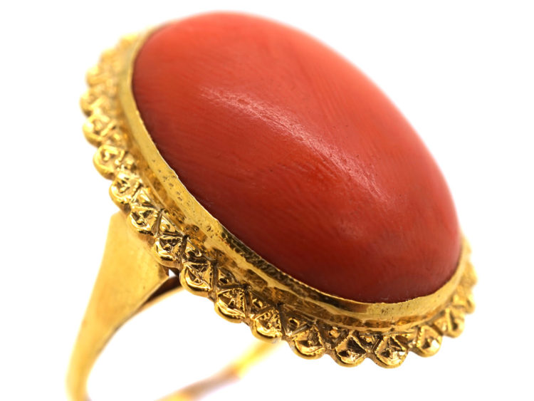 15ct Gold & Cabochon Coral Ring