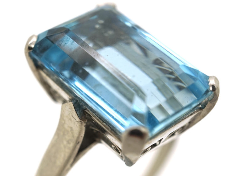 Art Deco Platinum & Rectangular Aquamarine Ring