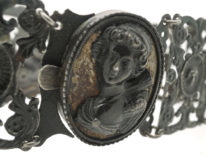 Berlin Iron Collar