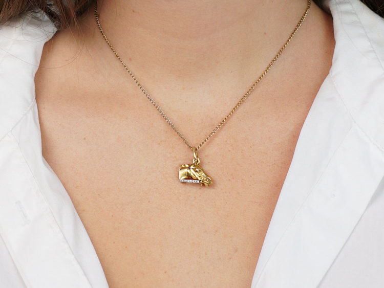 18ct Gold & Gem Set Pendant of a Horse's Head