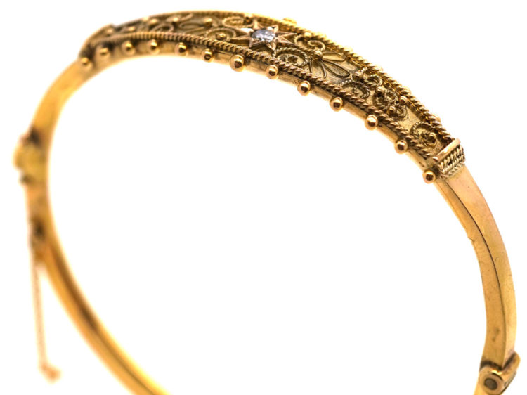 Edwardian 9ct Bangle set with a Diamond
