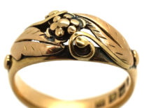 14ct Gold Ring With Leaves & Flower Motif