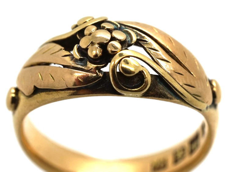 14ct Gold Ring With Leaves & Flower Motif