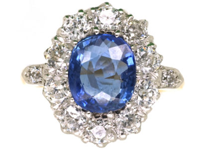 18ct Gold Large Sapphire & Diamond Cluster Ring with Diamond Set Shoulders
