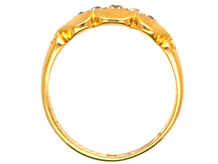Edwardian 18ct Gold Five Stone Diamond Ring with Scalloped Edge