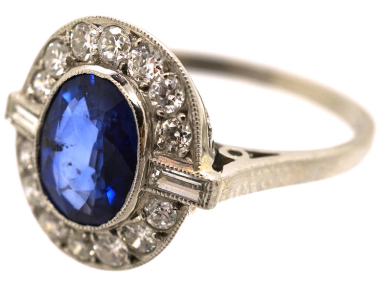 18ct White Gold & Platinum, Sapphire & Diamond Oval Cluster Ring