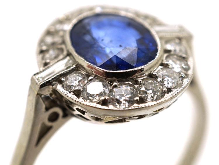 18ct White Gold & Platinum, Sapphire & Diamond Oval Cluster Ring