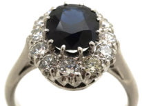 18ct White Gold & Platinum Oval Sapphire & Diamond Cluster Ring