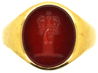 Victorian 18ct Gold Signet Ring set with a Carnelian Crest Intaglio