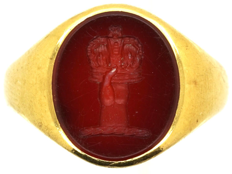 Victorian 18ct Gold Signet Ring set with a Carnelian Crest Intaglio