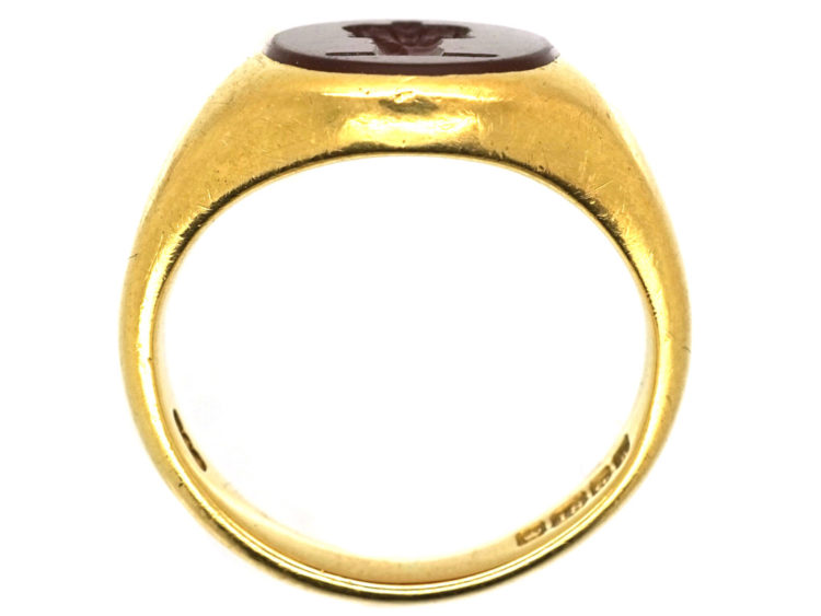 Victorian 18ct Gold Signet Ring set with a Carnelian Crest Intaglio