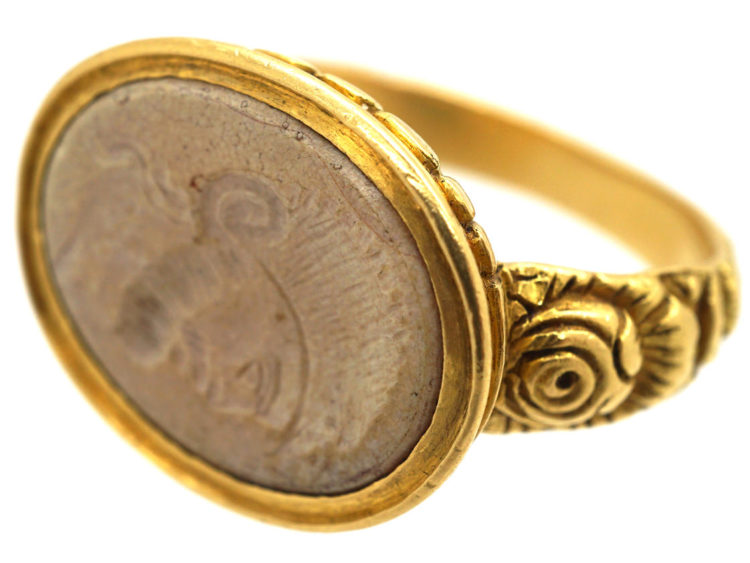 Georgian 18ct Gold Ring with Intaglio of Centurion's Head