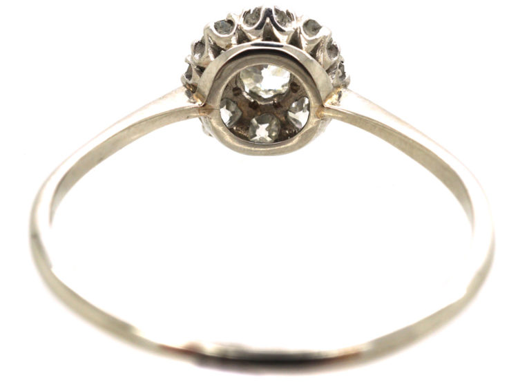 18ct White Gold Diamond Daisy Cluster Ring