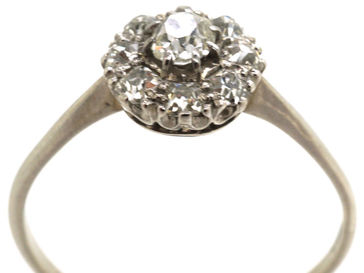 18ct White Gold Diamond Daisy Cluster Ring