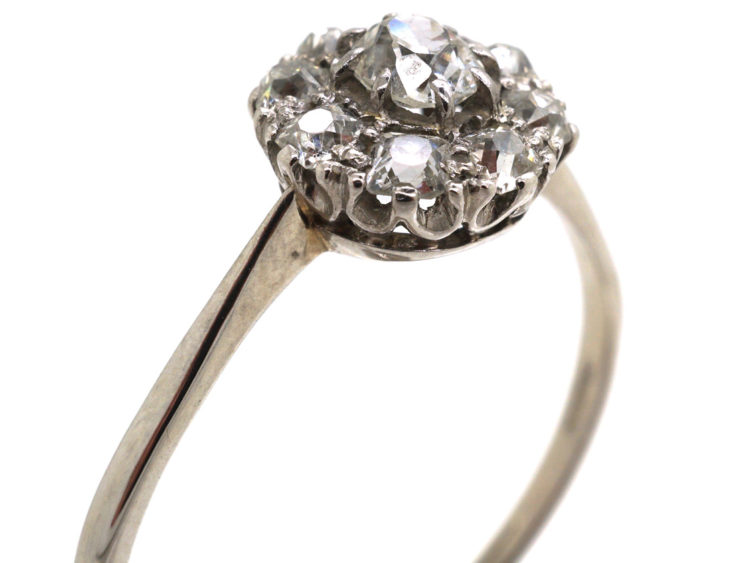 18ct White Gold Diamond Daisy Cluster Ring