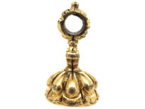 Regency 15ct Gold Cased Small Seal with Chalcedony Intaglio of a Thistle