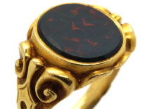 Victorian 18ct Gold & Bloodstone Signet Ring