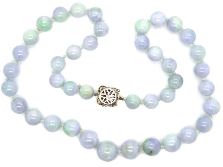 Lavender Jade Bead Necklace With 18ct White Gold & Diamond Clasp
