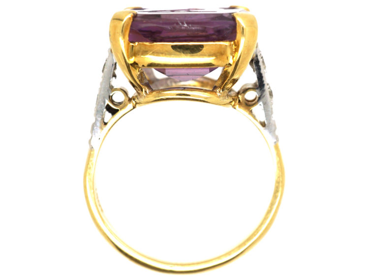 18ct Gold, Diamond & Amethyst Ring with Intaglio of a Bird