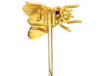 Victorian 15ct Gold Tie Pin of a Bee
