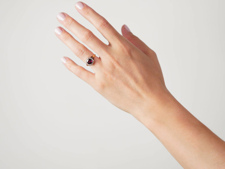 Edwardian 18ct Gold, Garnet & Diamond Cluster Ring