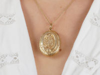 Victorian 15ct Gold Oval Locket with Garter Design