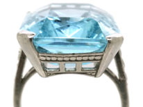 Large 18ct White Gold Rectangular Aquamarine Ring