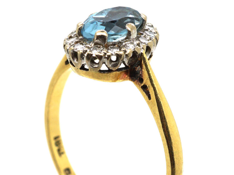 18ct Gold Aquamarine & Diamond Oval Cluster Ring