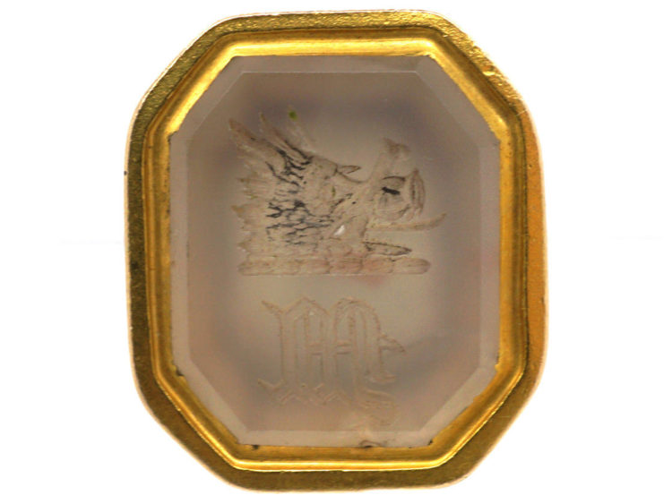 Victorian 15ct Gold Cased Seal with Chalcedony Base Intaglio of a Boar's Head