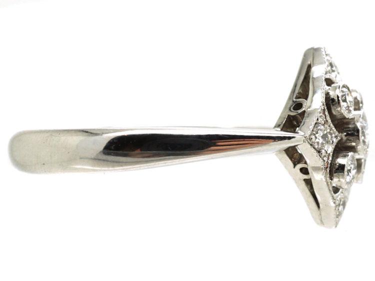 18ct White Gold & Diamond Ring