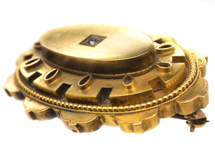 Victorian 15ct Gold Oval Brooch Brooch set with a Diamond