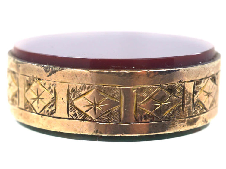 Victorian 9ct Gold Double Sided Seal with Lion on Top & Engraved Detail