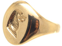 9ct Gold Signet Ring with Intaglio of a Spaniel