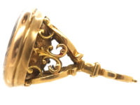 Early Georgian 18t Gold Seal with Citrine Base with Intaglio of a Crest