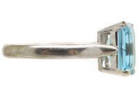 18ct White Gold Rectangular Aquamarine Ring