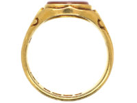 Victorian 18ct Gold Signet Ring set with a Banded Carnelian
