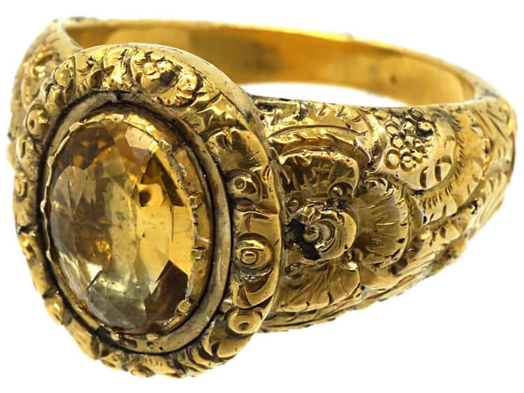 Georgian 18ct Gold Repoussé Ring set with a Foiled Citrine