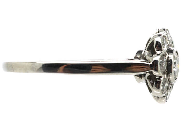 Austrian Early 20th Century 18ct White Gold Diamond Daisy Cluster Ring