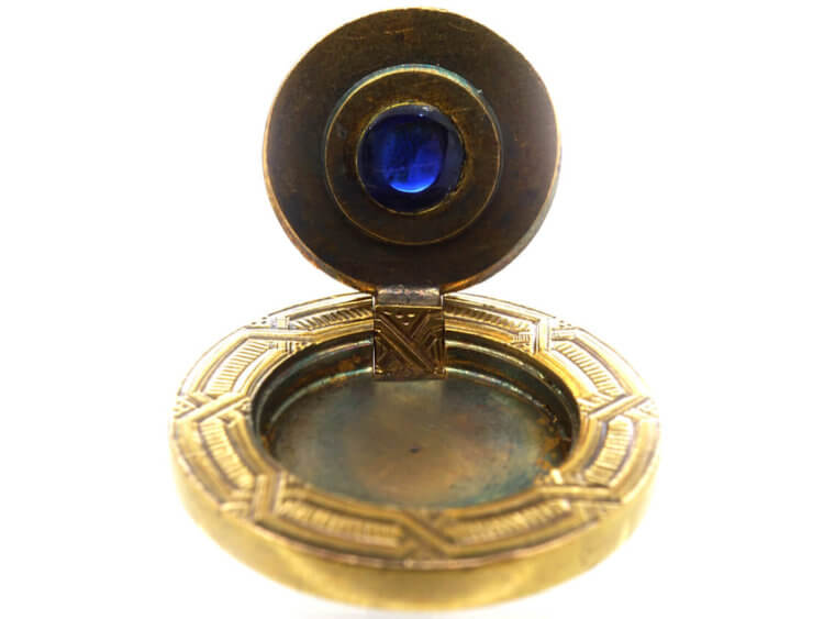 Art Deco 14ct Gold, Cabochon Sapphire & Rose Diamonds Round Locket