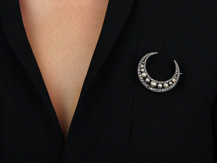 Victorian 15ct Gold Natural Pearl & Rose Diamond Crescent Brooch