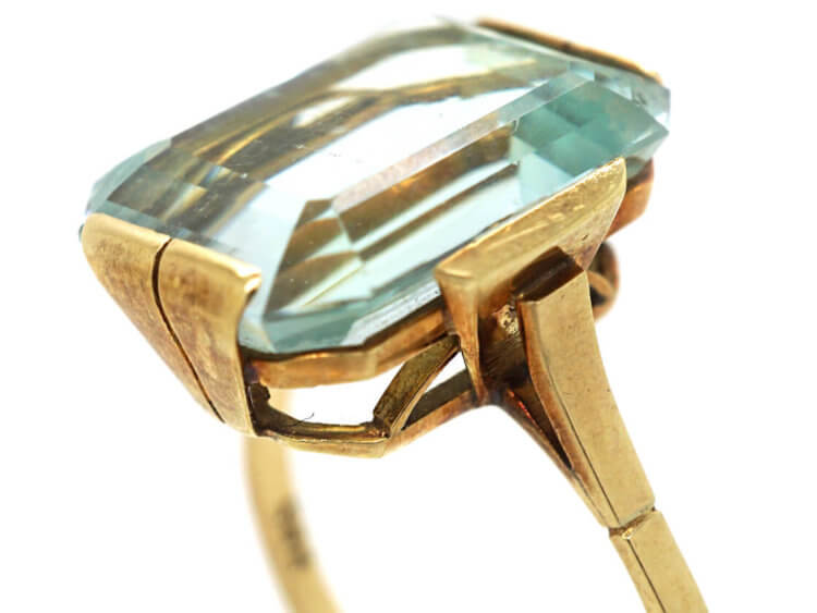 Art Deco 14ct Gold Rectangular Aquamarine Ring