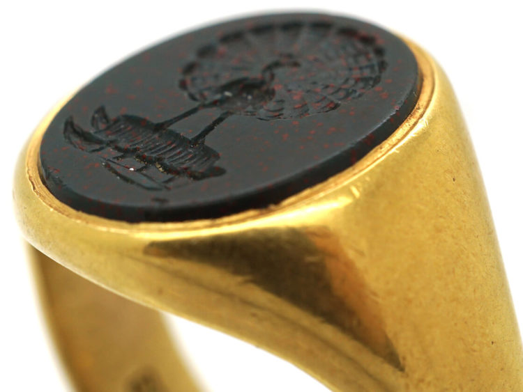 Victorian 18ct Gold Signet Ring with Bloodstone Intaglio of Peacock