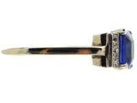 Art Deco 18ct White Gold & Sapphire Ring with Diamonds on either Side