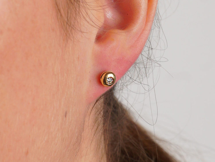 18ct Gold & Diamond Stud Earrings